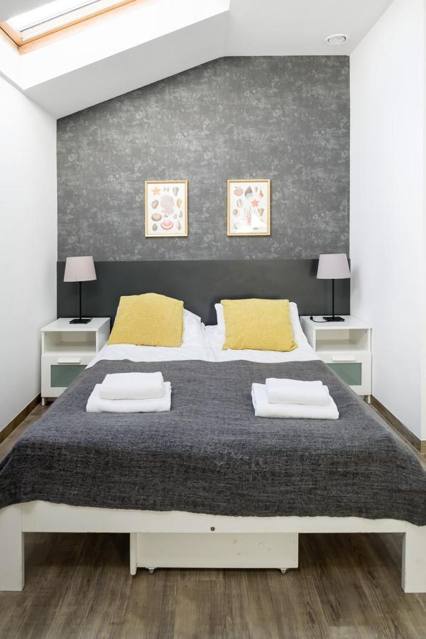 Modern Apartment In The Very Central Location 18 Краков Экстерьер фото